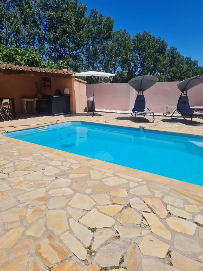 Villa Tylyan à Le Thor 0*,  France