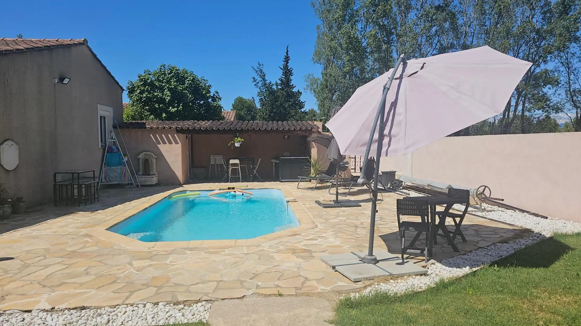 Tylyan Villa Le Thor France